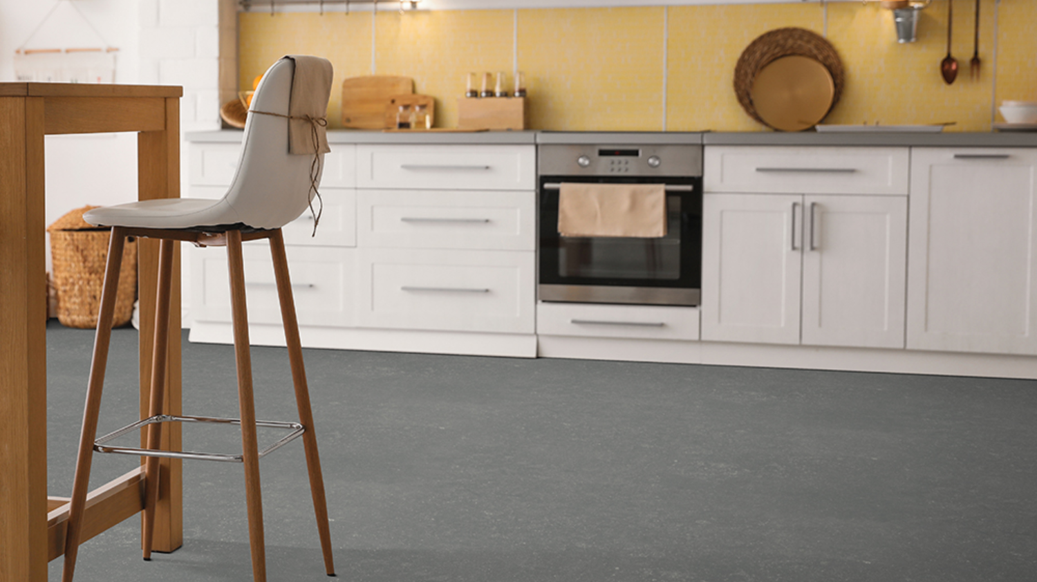 Vinyl Reimagined: A Journey from Outdated to Outstanding